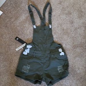 NWT army green overall shorts